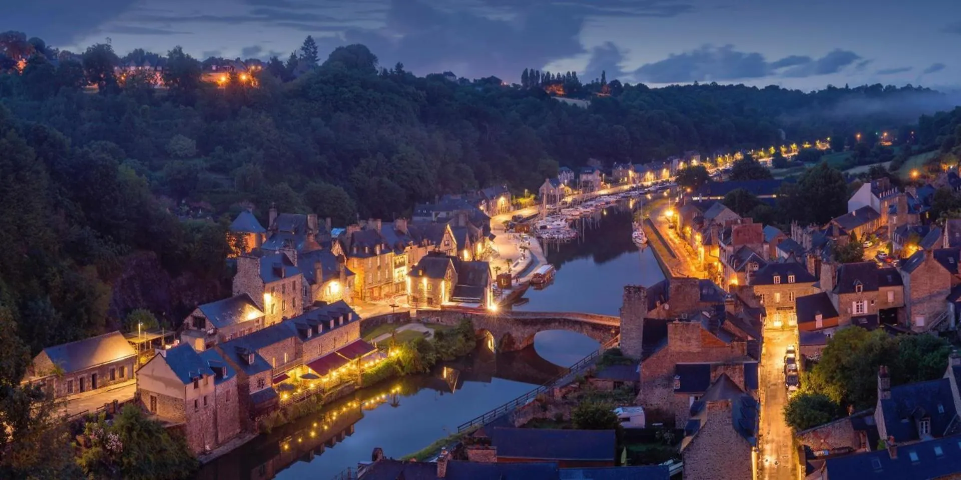 キャンプ場 Camping De La Hallerais Dinan Taden