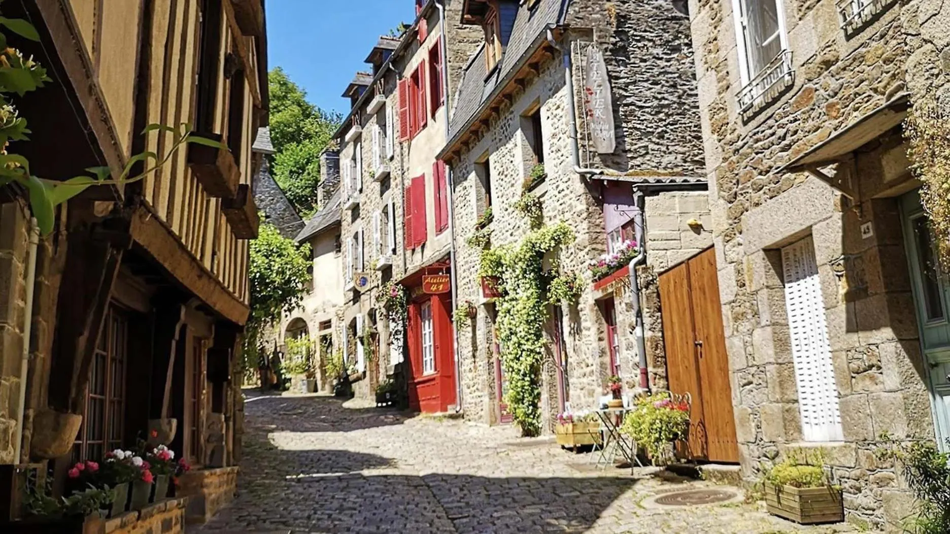 Camping De La Hallerais Dinan Taden